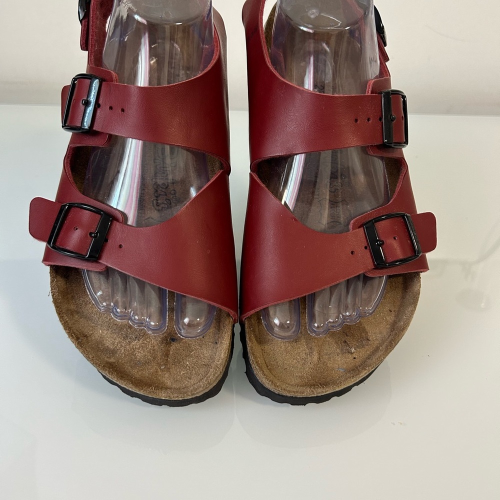 Birki’s Sandals with buckle straps